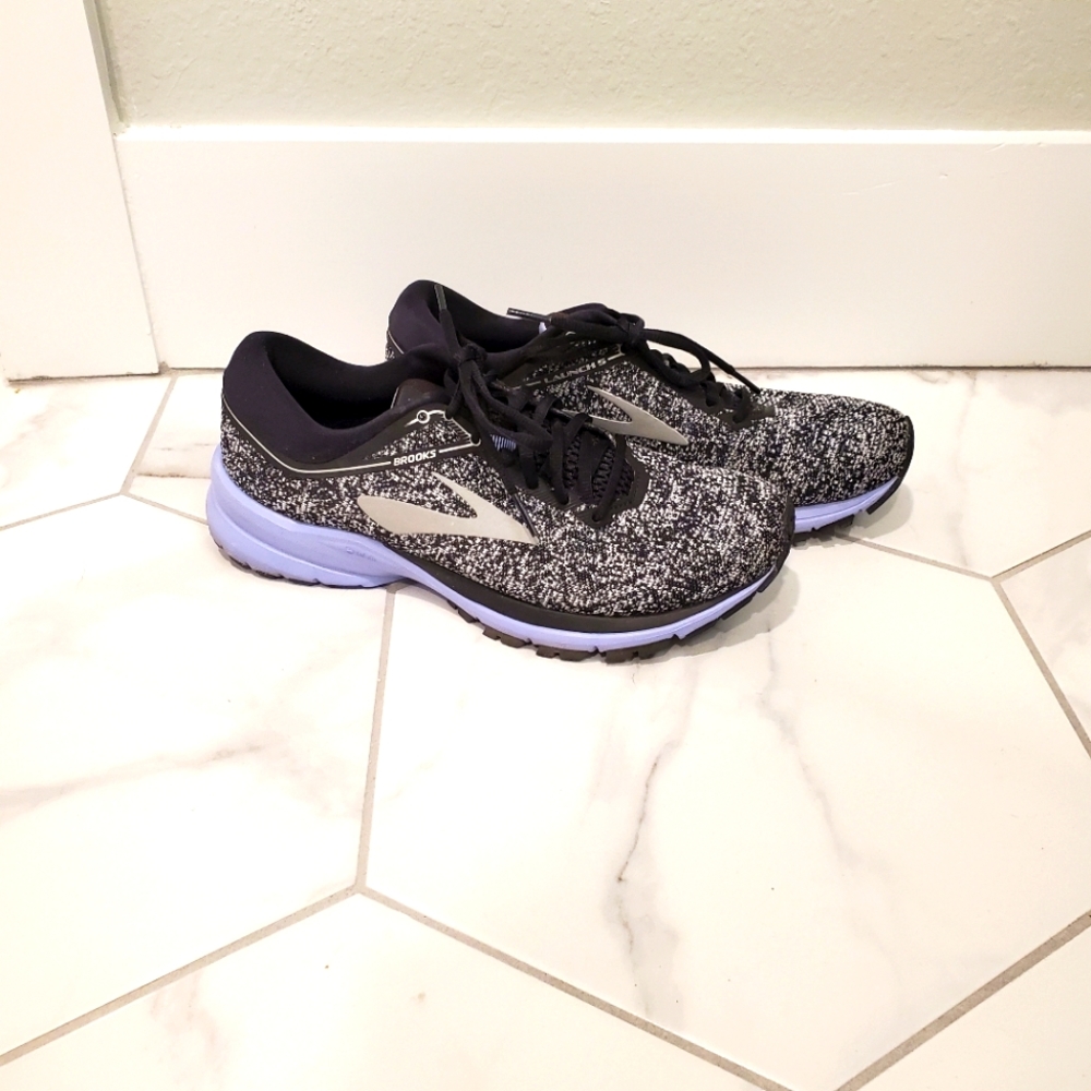 Brooks Launch 5